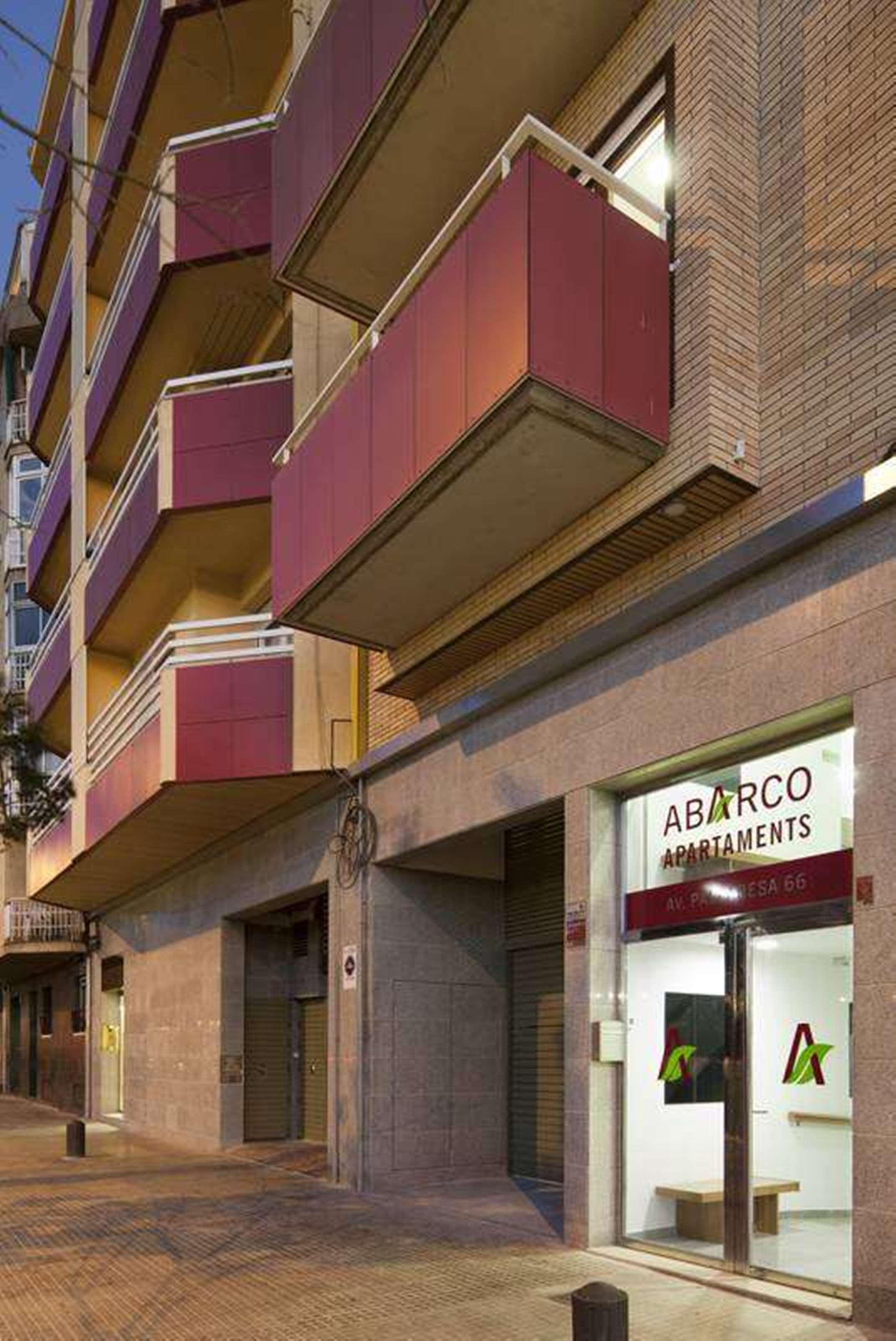 Santa Coloma de Gramanet Abarco Apartments المظهر الخارجي الصورة